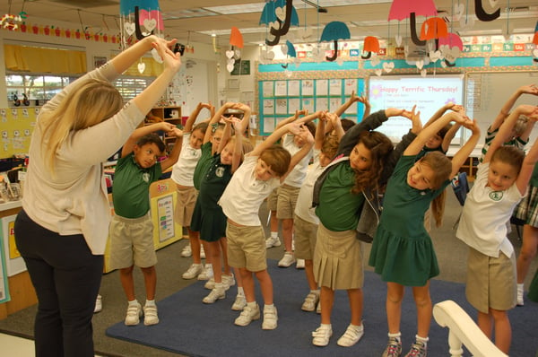 Kindergarten mindful stretching