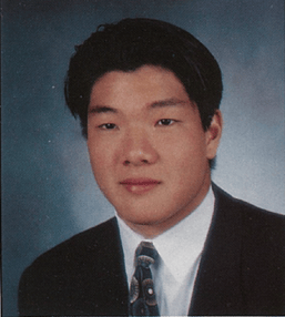 Gordon Chen 97 Senior Headshot