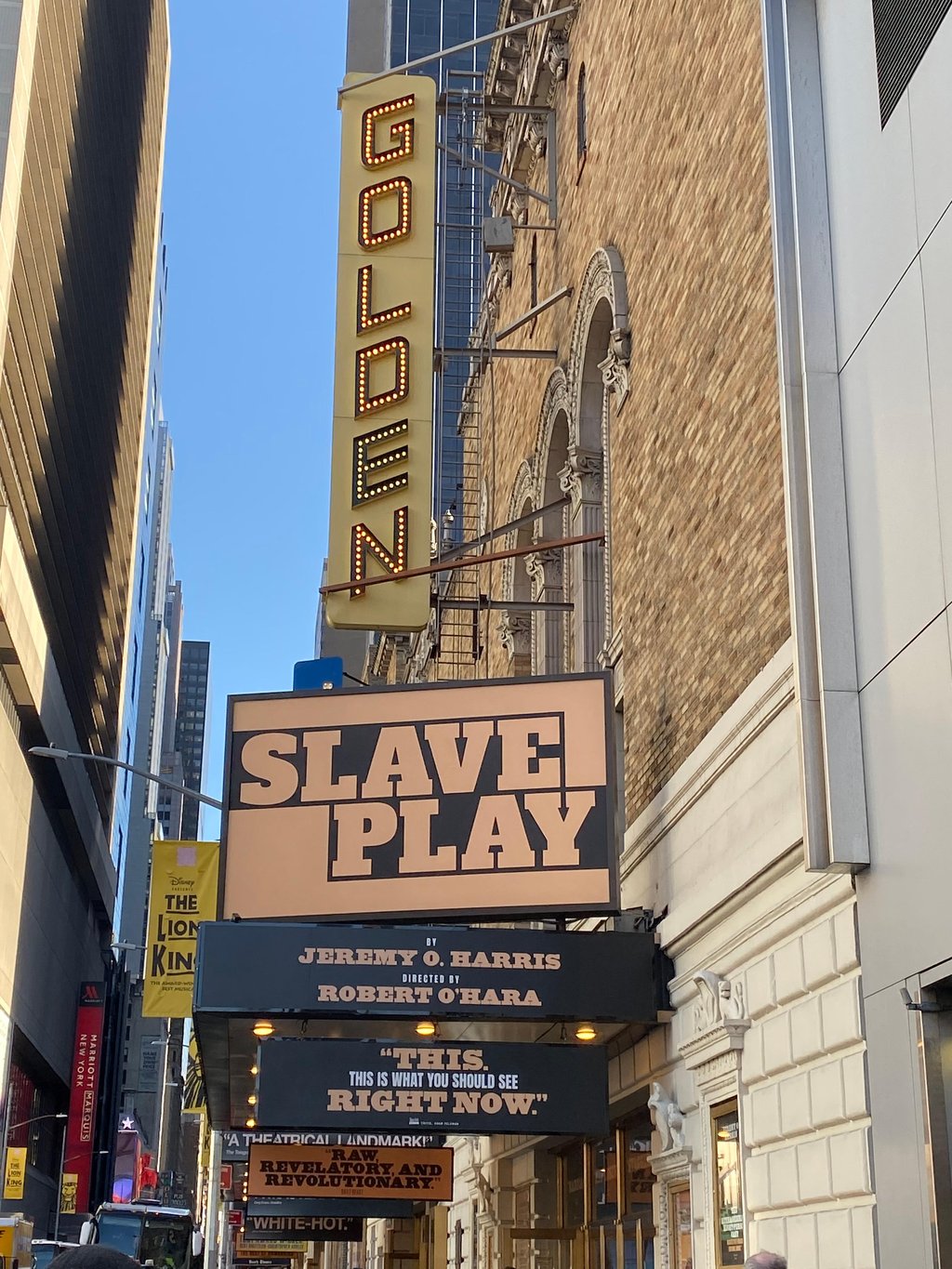 SlavePlayMarquee